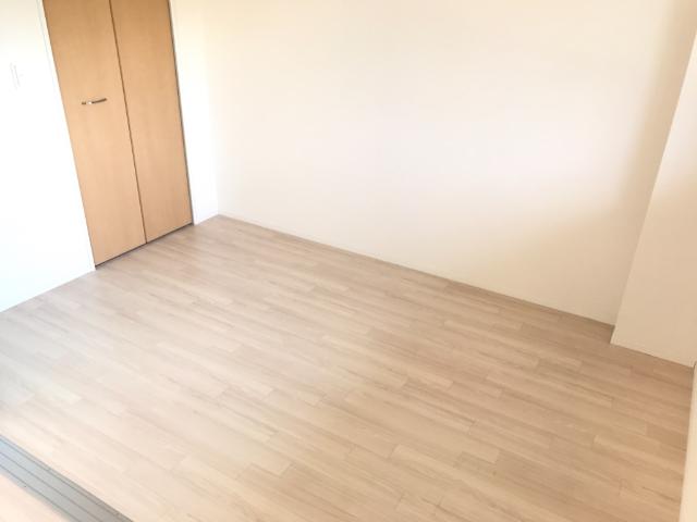 Ｇｌｏｒｉａ　Ｈｉｌｌｓ（グローリア　ヒルズ） 洋室