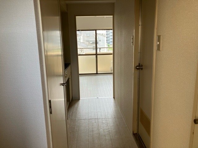 エヴェナール二子新地4階 玄関