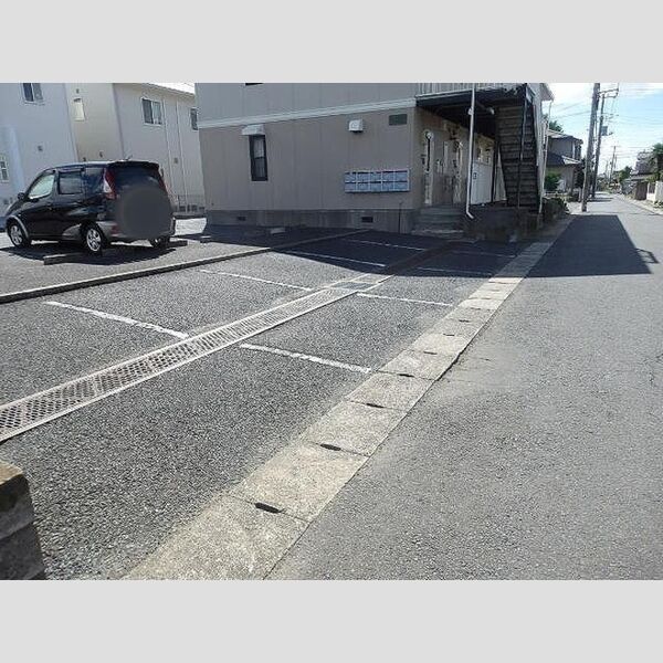 ジャックパレス　Ⅴ203号室 駐車場