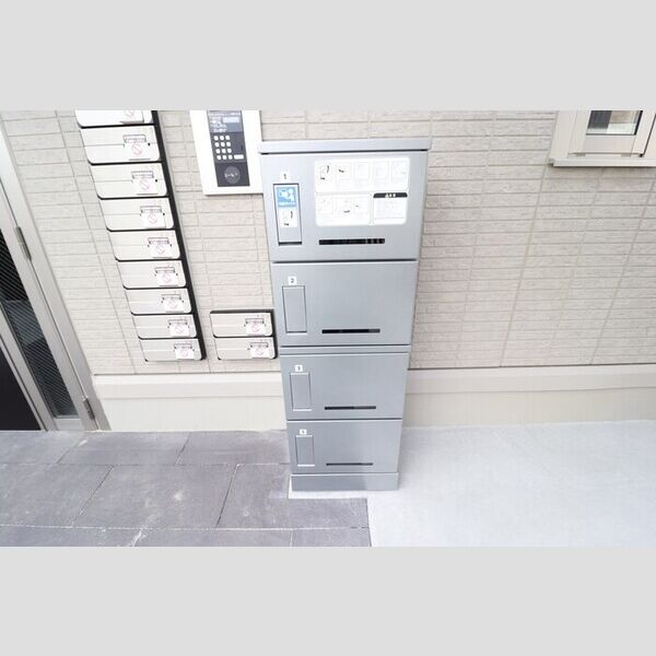 AXIS南流山 宅配ボックス