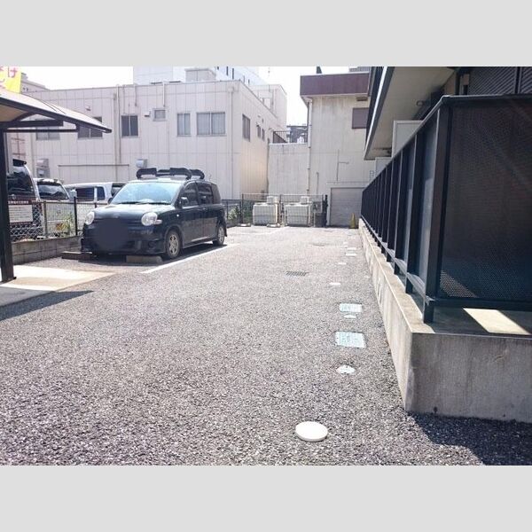 パークセントラル 駐車場