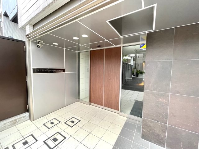 レジディア白金高輪4階 エントランス
