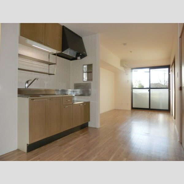 ドリームシティ　A リビング