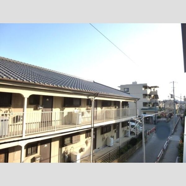 リビングNK原木中山201号室 201バルコニーからの眺望