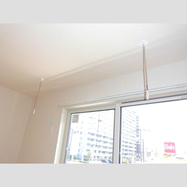 グレイス・フォレ　Ⅰ203号室 室内物干し