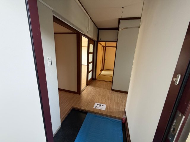 加茂川団地6号棟 内観