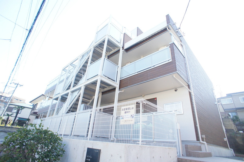 リブリ・踊場1階 外観