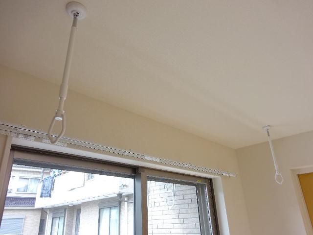 アイリスガーデンⅢ 室内物干