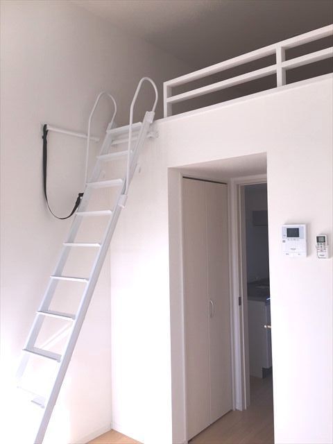 ａｉｌｅ　ｄｅ　ｌａ　ｖｒｉｔ1階 ネット無料