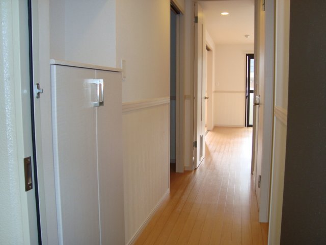 クレアトゥール　エスト　(Ｃｒｅａｔｅｕｒ　ｅｓｔ) 玄関