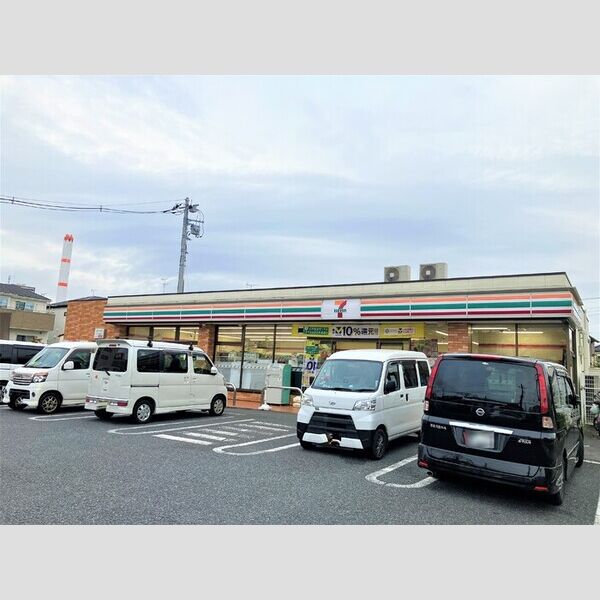 グラナーデ東伊興 セブンイレブン足立東伊興3丁目店
