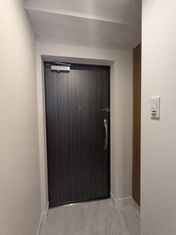 ティーステージジェイアール浜川崎 玄関