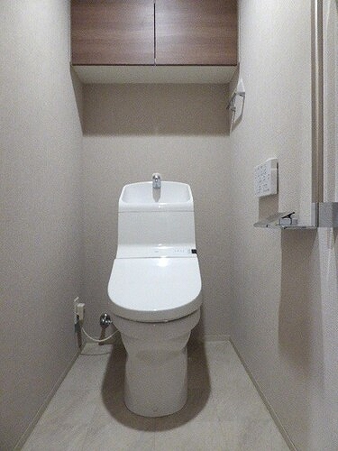 ライオンズ船橋本町マークスフォート トイレ　※前回募集時／2024年5月の写真