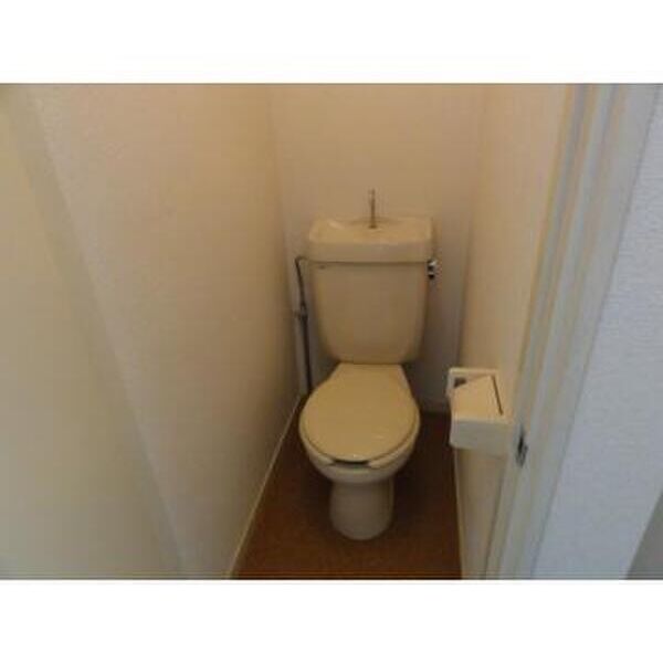 リセーレ金山207号室 トイレ