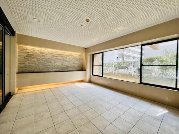 ＫＤＸレジデンス門前仲町5階 エントランス