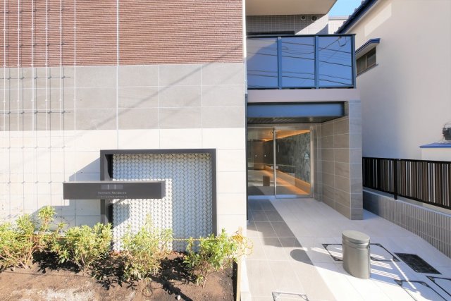 ハーモニーレジデンスパレスフロント2階 外観