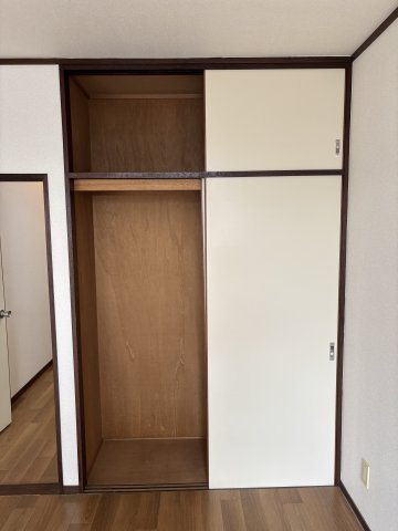 ウィズ今村0403号室 収納