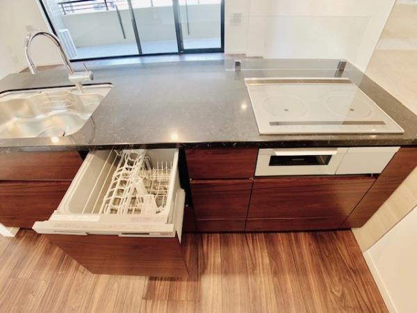 ＥＶＥＲＴＯＷ　ＣＨＯＪＡＭＡＲＵ2階 部屋設備