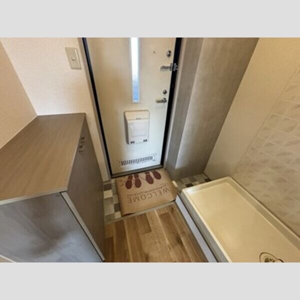 ドルフ　KⅡ 玄関