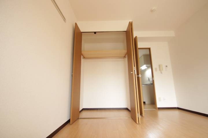 ディマーレ2階 部屋その他