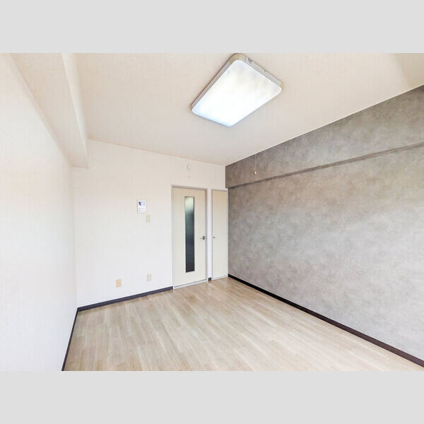 メゾン・ド・オヤマ 洋室(別角度)