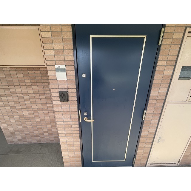 ルビナス・ウエストパレス0402号室 玄関