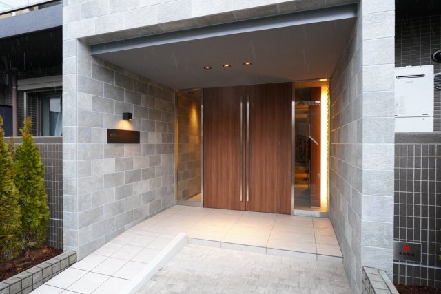 エルミ上落合2階 エントランス