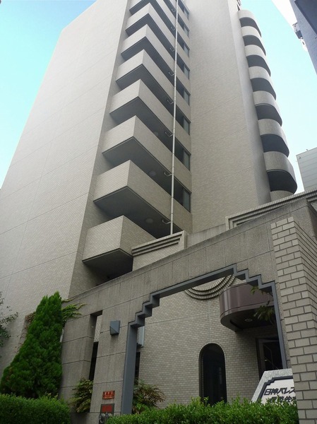 日神パレステージ伊勢佐木南204号室 外観