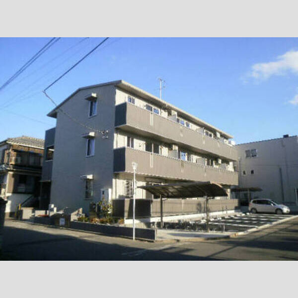 ソラーレ105号室 外観