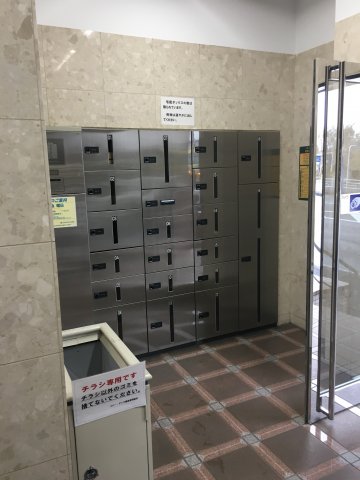 リバー・デイズ綱島407号室 宅配ボックスあり