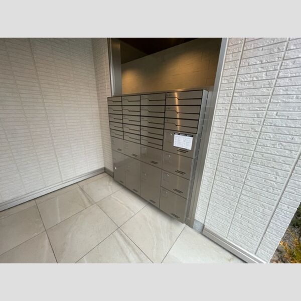 プランドール(富士見)203号室 集合ポスト、宅配ボックス