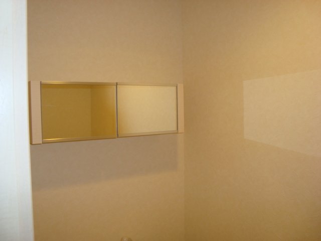 エトワール大和田301号室 ＷＣ収納