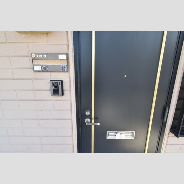 パーシモン 玄関