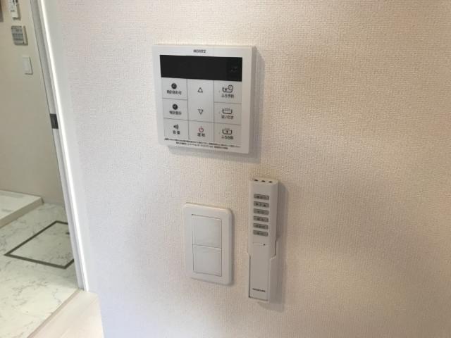 ラ・ジオンあきる野106号室 追焚きリモコン
