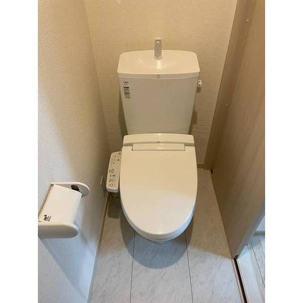 Forbitezza(フォルビテッツァ)0301号室 トイレ