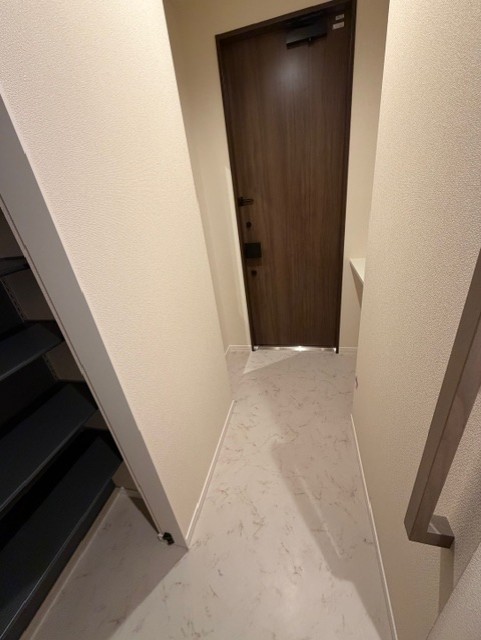 セゾンフォレスト上石神井201号室 玄関