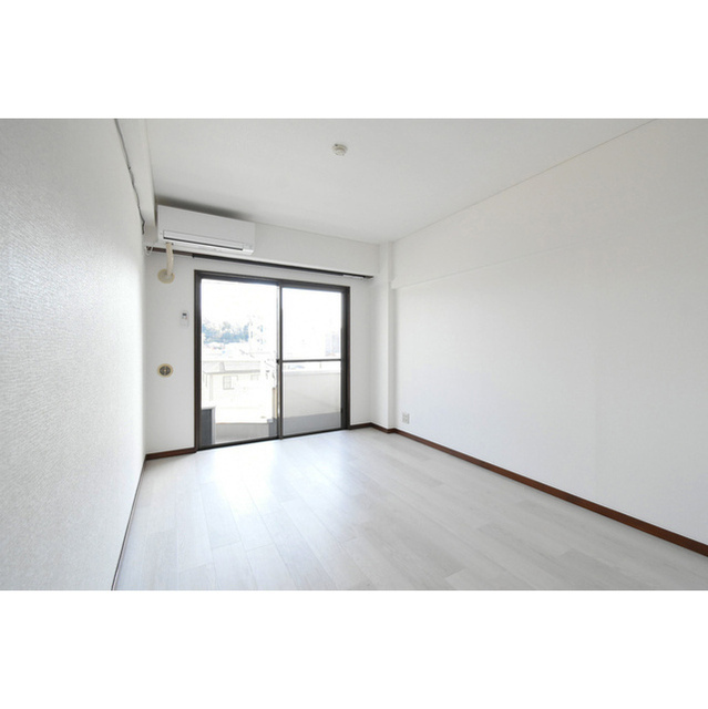 座間グリーンヒル302号室 内観