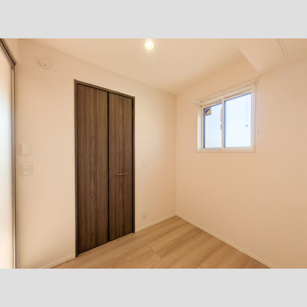 Noble villa鹿手袋　B301号室 洋室