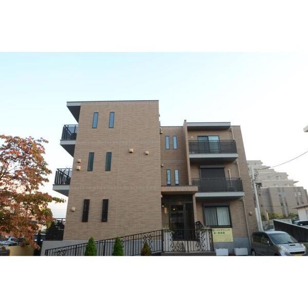 アヴェニュー唐木田 外観