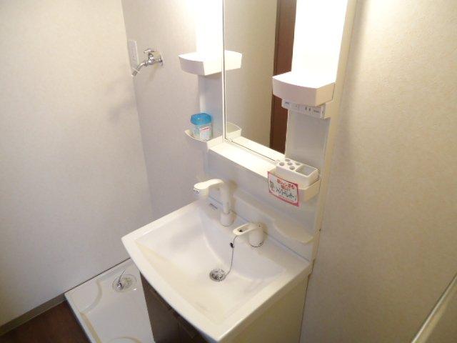 Ｉ’ｃｕｂｅ　Ｇａｒｄｅｎ201号室 洗髪洗面化粧台