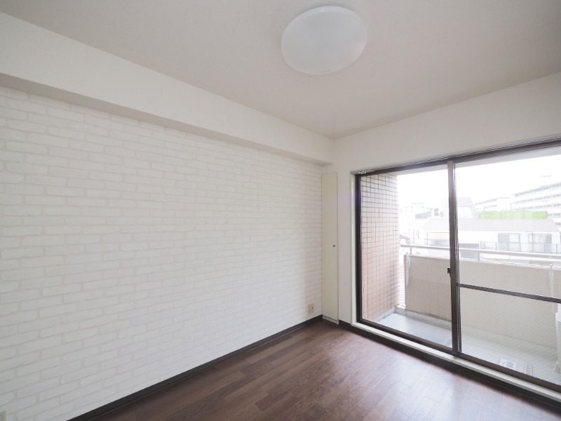 LANAI COMFORT２４4階 洋室