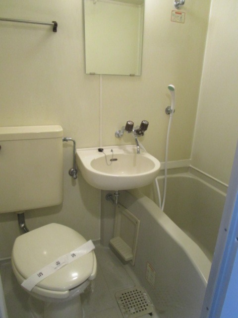 コリーヌ・F2階 ※別号室写真