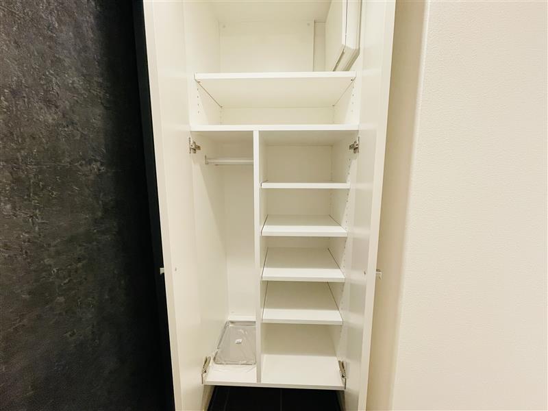 SYFORME NEXT IKEBUKURO WEST404号室 収納