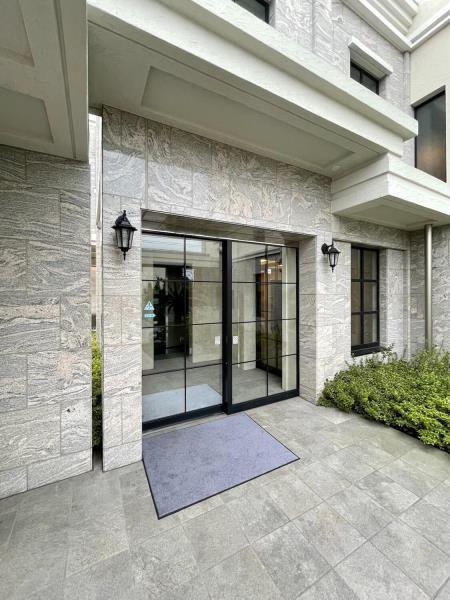 カールスルーエ吉祥寺303号室 エントランス