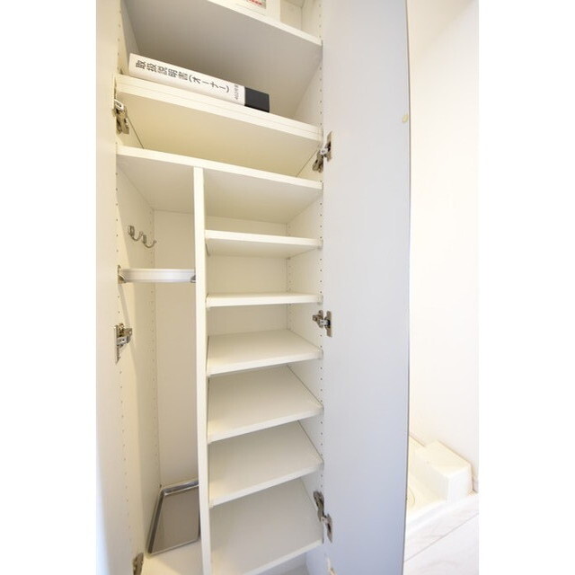 Court Blanche0402号室 内観