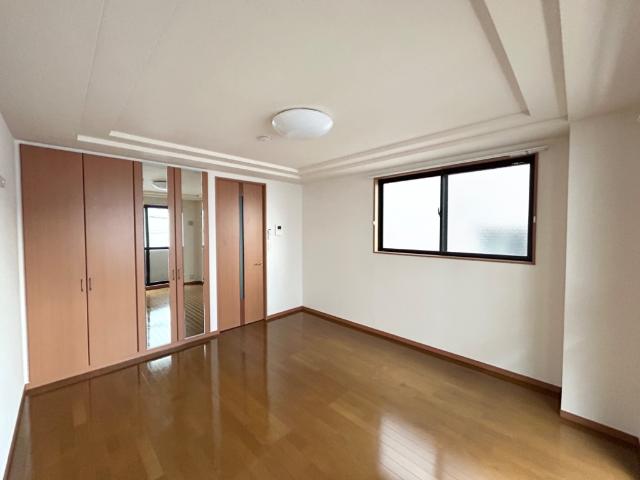 ドリーム菊名206号室 洋室