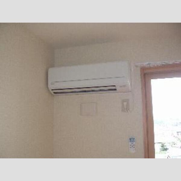 ソレアード201号室 エアコン1台付き!