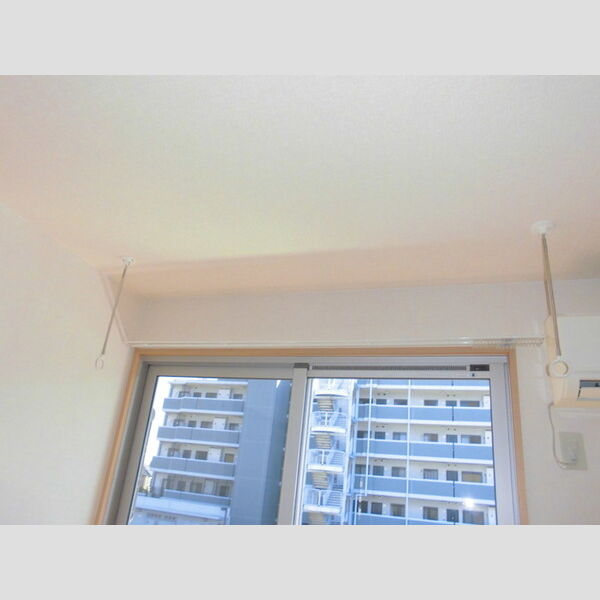 グランメールM205号室 室内物干し