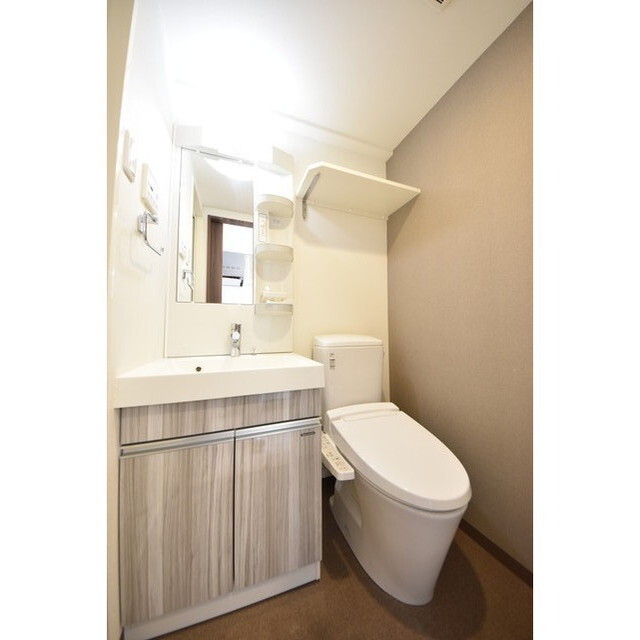 Court Blanche0603号室 内観