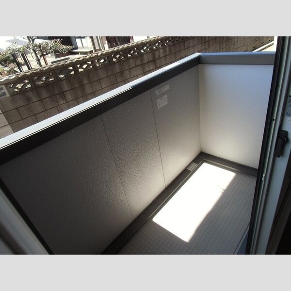 ヴィラ・グランメールⅡ105号室 バルコニー